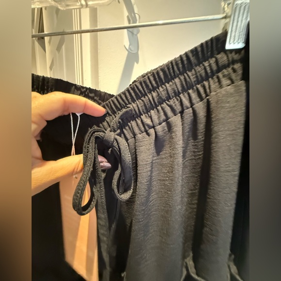 NWT Cueply Black Tiered Skirt, Sz Large - Picture 7 of 7